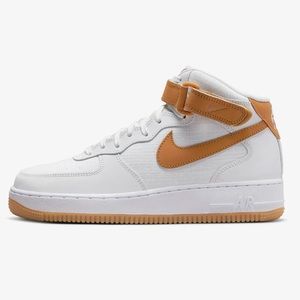 Nike Air Force 1 '07 Mid in Tan + White Size 8
